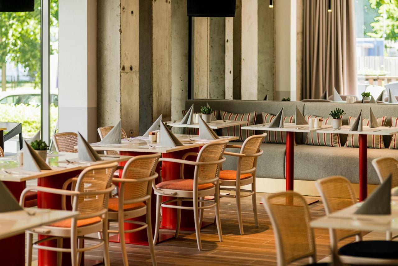 兹卓尤瓦沙滩酒店 科沃布热格 外观 照片 Restaurant