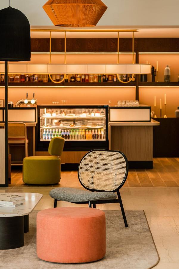 兹卓尤瓦沙滩酒店 科沃布热格 外观 照片 The bar at the hotel
